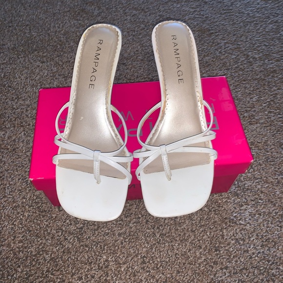 Sandals - Picture 2 of 5